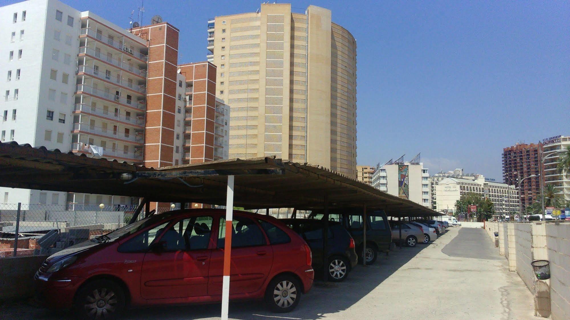 Blue Sky Apartment เบนิดอร์ม ภายนอก รูปภาพ